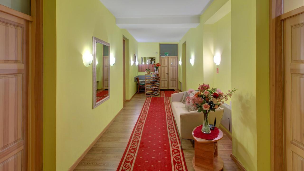 In Astra Bed & Breakfast Vilnius Exterior photo