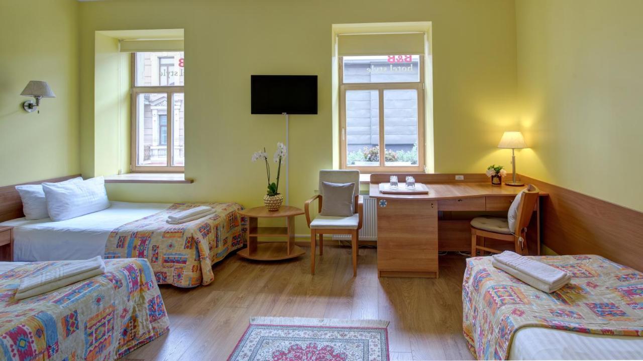 In Astra Bed & Breakfast Vilnius Exterior photo